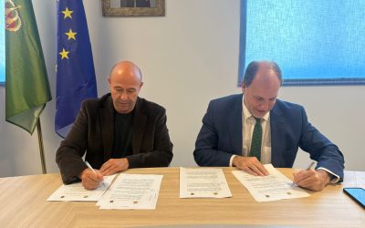 La Universidad de Jaén y el Ayuntamiento de Cazorla impulsan un curso pionero sobre competencias municipales en medio ambiente