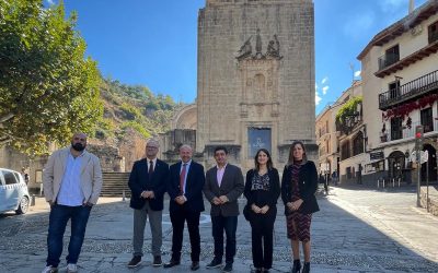 Cazorla inaugura la nueva Oficina Municipal de Turismo y el Museo del Adelantamiento