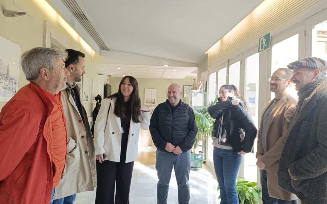 Cazorla refuerza su colaboración con el colectivo Q para impulsar la igualdad y la diversidad