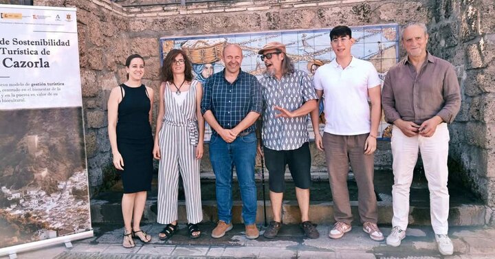 Cazorla impulsa un proyecto de murales históricos y tradicionales para poner en valor su identidad cultural y sus oficios