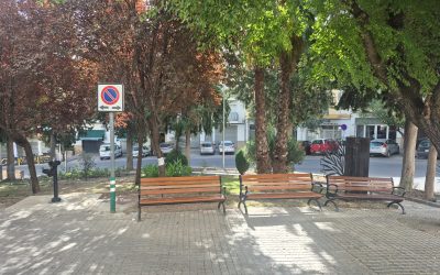 El Ayuntamiento de Cazorla mejora los espacios públicos situados junto a las Residencias de Mayores y el Centro Asistencial María Mackay